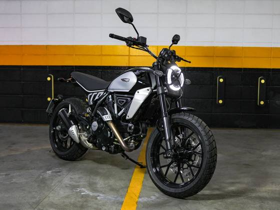 DUCATI SCRAMBLER ICON 